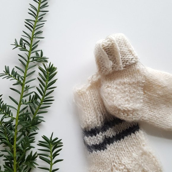 Handmade Wool Kids Socks - Picture 7 of 12